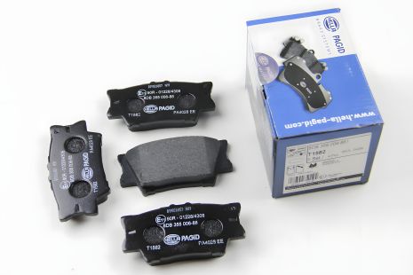 Задні гальмівні колодки Toyota AVALON (GSX30) (2005 - 2012), HELLA PAGID (8DB355006881) Задні гальмівні колодки Toyota AVALON (GSX30) (2005 - 2012), HELLA PAGID (8DB355006881)