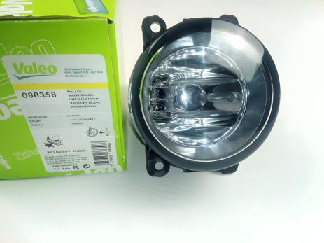 Протитуманна фара RENAULT від VALEO (088358, 8200074008)