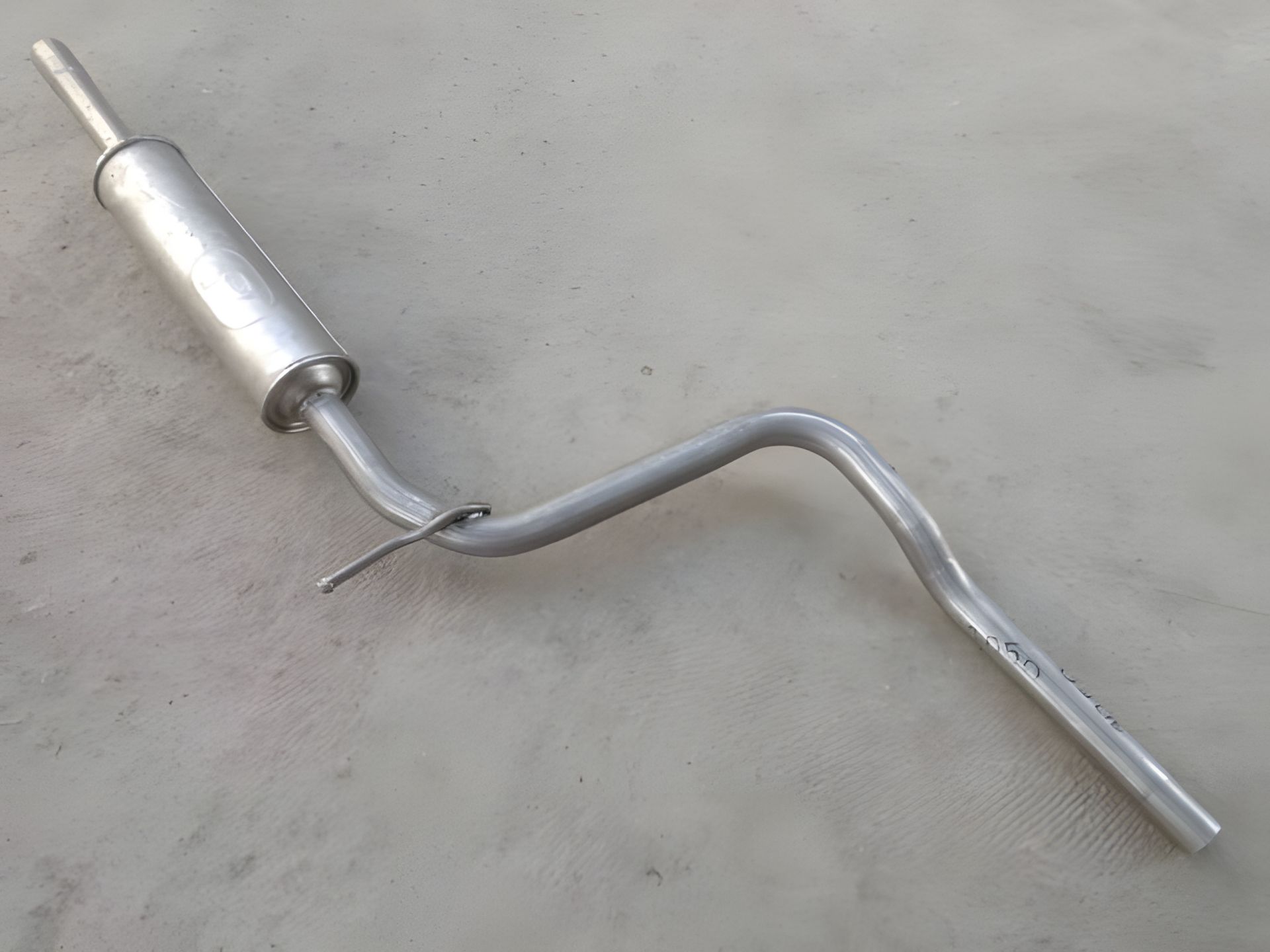 Резонатор для Caddy 1.4-1.9D 95-, POLMO (30.50) (6K9253409D) Резонатор для Caddy 1.4-1.9D 95-, POLMO (30.50) (6K9253409D)