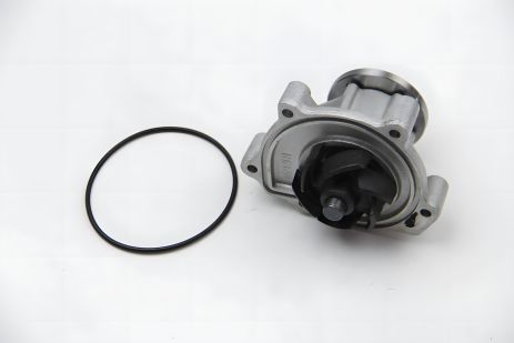 Водяной насос mb w168 om166/668 97-05 DOLZ (M213) Водяной насос mb w168 om166/668 97-05 DOLZ (M213)