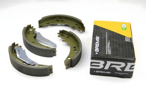Тормозные колодки задние для MB 207-210 (с накL), Bremsi (GF0309) Тормозные колодки задние для MB 207-210 (с накL), Bremsi (GF0309)
