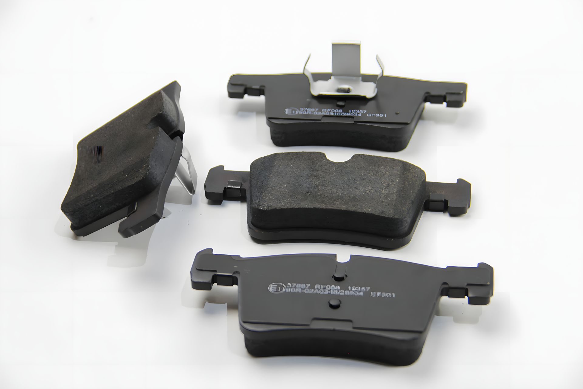 Передні дискові колодки гальмівні BMW X3 20 DX, 20IX, BIS 10/11-, X3 35IX (F25) 2011, A.B.S. (37887) Передні дискові колодки гальмівні BMW X3 20 DX, 20IX, BIS 10/11-, X3 35IX (F25) 2011, A.B.S. (37887)