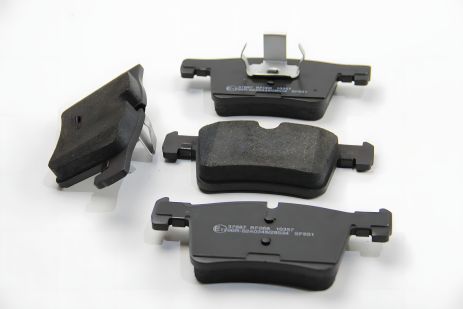 Передні дискові колодки гальмівні BMW X3 20 DX, 20IX, BIS 10/11-, X3 35IX (F25) 2011, A.B.S. (37887) Передні дискові колодки гальмівні BMW X3 20 DX, 20IX, BIS 10/11-, X3 35IX (F25) 2011, A.B.S. (37887)