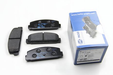 Колодки гальмівні задні Mazda 323/626 94-04 (akebono), HELLA PAGID (8DB355011131) Колодки гальмівні задні Mazda 323/626 94-04 (akebono), HELLA PAGID (8DB355011131)