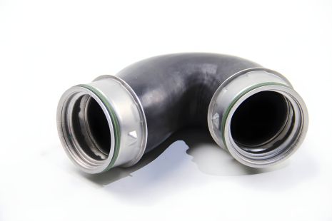 Нижній патрубок інтеркулера JP Group (Passat B5 1.9TDI 00-05, 1117704200) Нижній патрубок інтеркулера JP Group (Passat B5 1.9TDI 00-05, 1117704200)