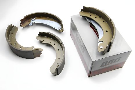 Задні гальмівні колодки Ducato/Boxer 94-02 (1.8t)/Scudo/Expert 07- (бараб.), BASBUG (BSG70205003) Задні гальмівні колодки Ducato/Boxer 94-02 (1.8t)/Scudo/Expert 07- (бараб.), BASBUG (BSG70205003)