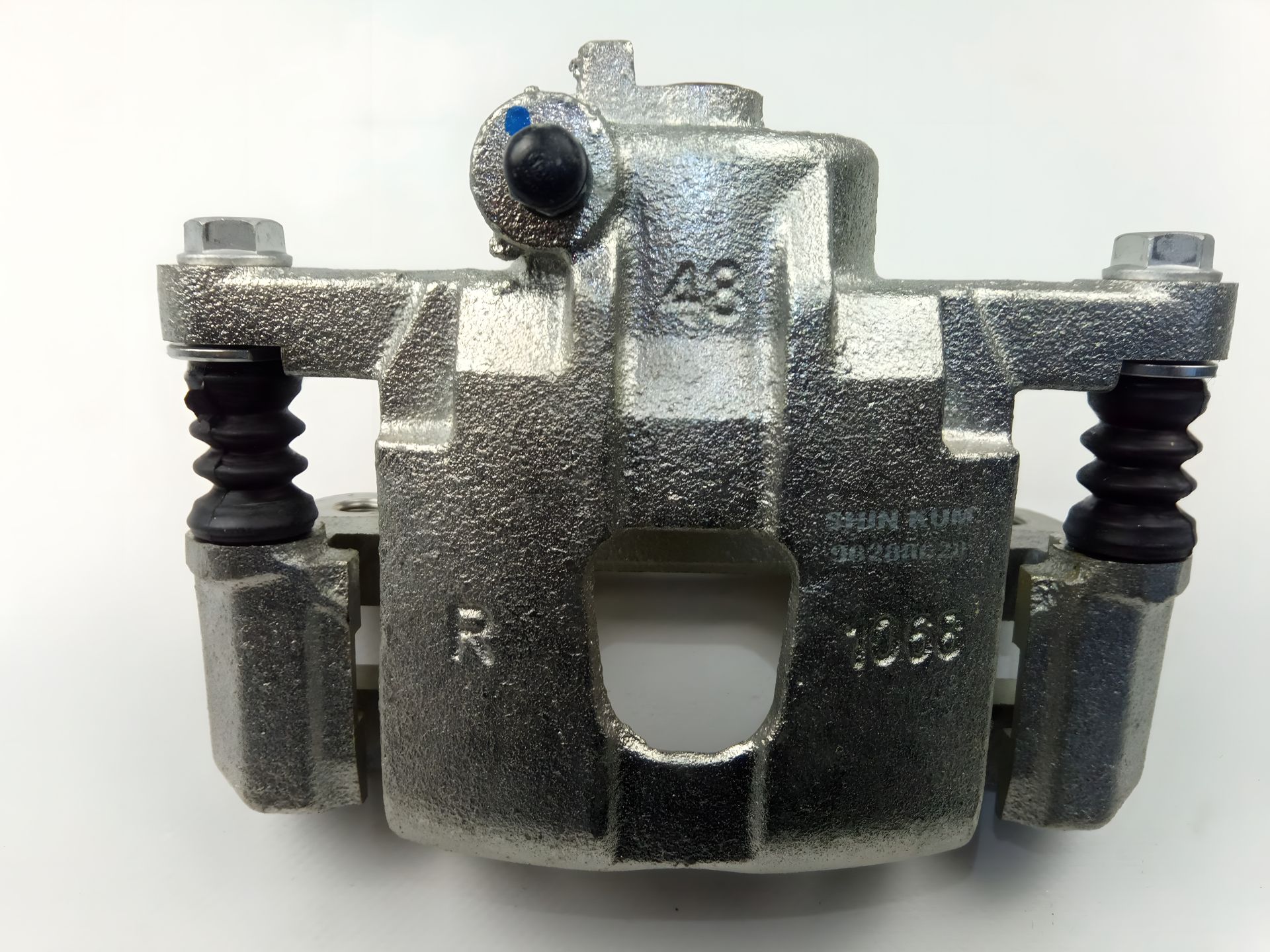 Суппорт в сборе правый для Matiz, Китай (96288628) Суппорт в сборе правый для Matiz, Китай (96288628)