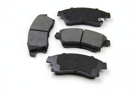 Передние тормозные колодки для Aveo 11-/Astra J 09- (Bosch), Bremsi (BP3404)