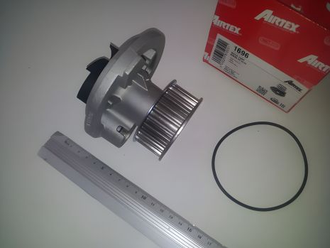 Водяна помпа для Lacetti 1.8, Airtex (1696) (96353151)