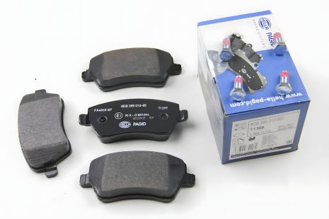 Передні гальмівні колодки для Dokker, Duster, Logan(Note)/Renault Captur, Clio II від HELLA PAGID (8DB355010851) Передні гальмівні колодки для Dokker, Duster, Logan(Note)/Renault Captur, Clio II від HELLA PAGID (8DB355010851)