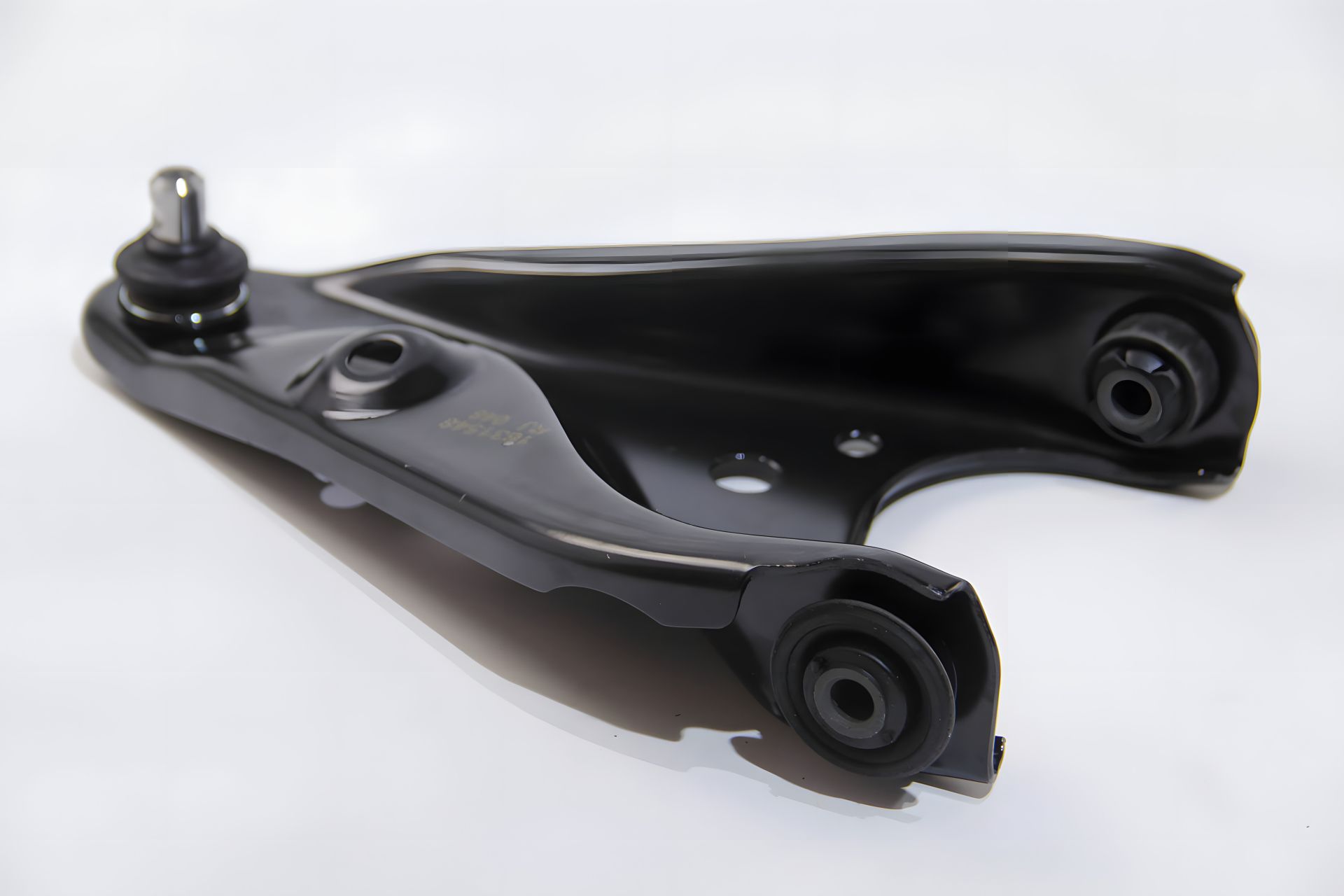 Передній важіль (знизу) Dacia Dokker/Renault Logan II 12- Л., A.B.S. (211547) Передній важіль (знизу) Dacia Dokker/Renault Logan II 12- Л., A.B.S. (211547)