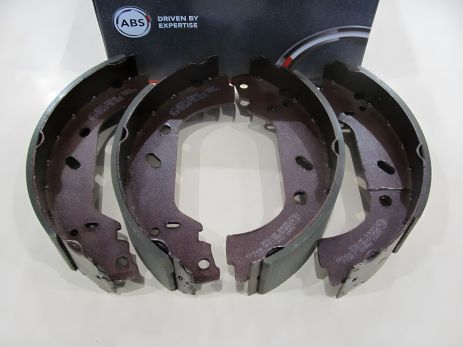 Задні гальмівні колодки 806/Expert/Jumpy/Scudo/Zeta (94-06), A.B.S. (8943) Задні гальмівні колодки 806/Expert/Jumpy/Scudo/Zeta (94-06), A.B.S. (8943)
