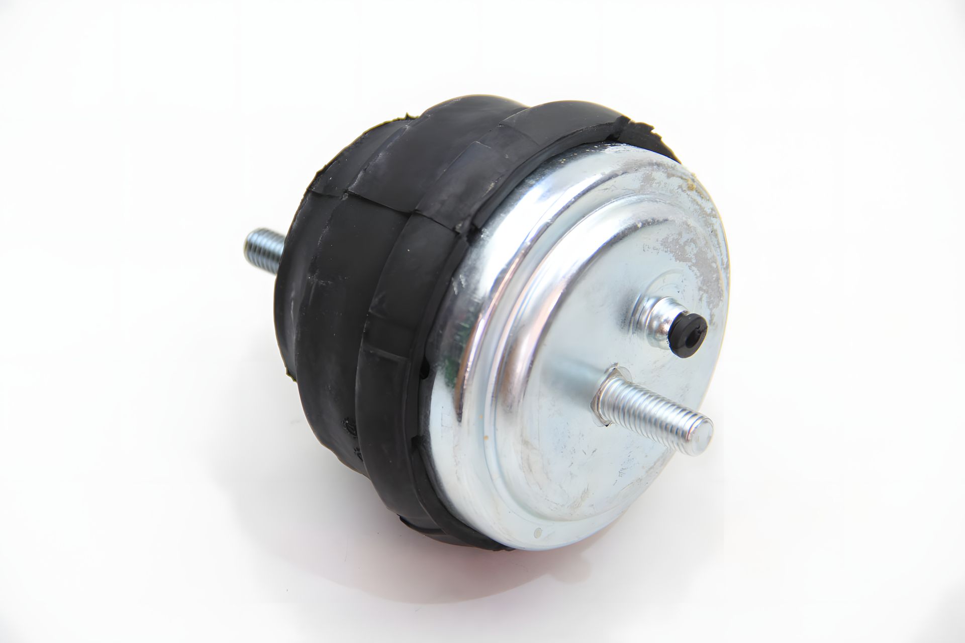 Передня подушка двигуна BMW 5(E39) (гідравлічна), JP Group (1417900900) Передня подушка двигуна BMW 5(E39) (гідравлічна), JP Group (1417900900)