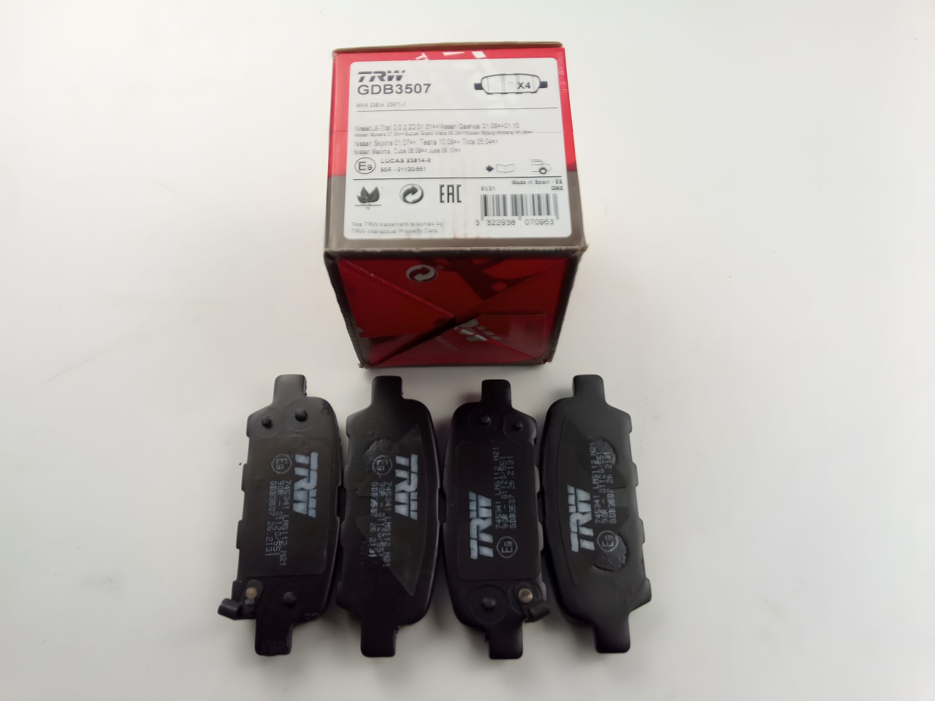 Задние тормозные колодки NISSAN, TRW (GDB3507) (440608H385) Задние тормозные колодки NISSAN, TRW (GDB3507) (440608H385)