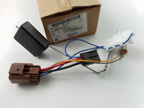 Датчик уровня топлива для Lacetti 1.8, GM (96447441)