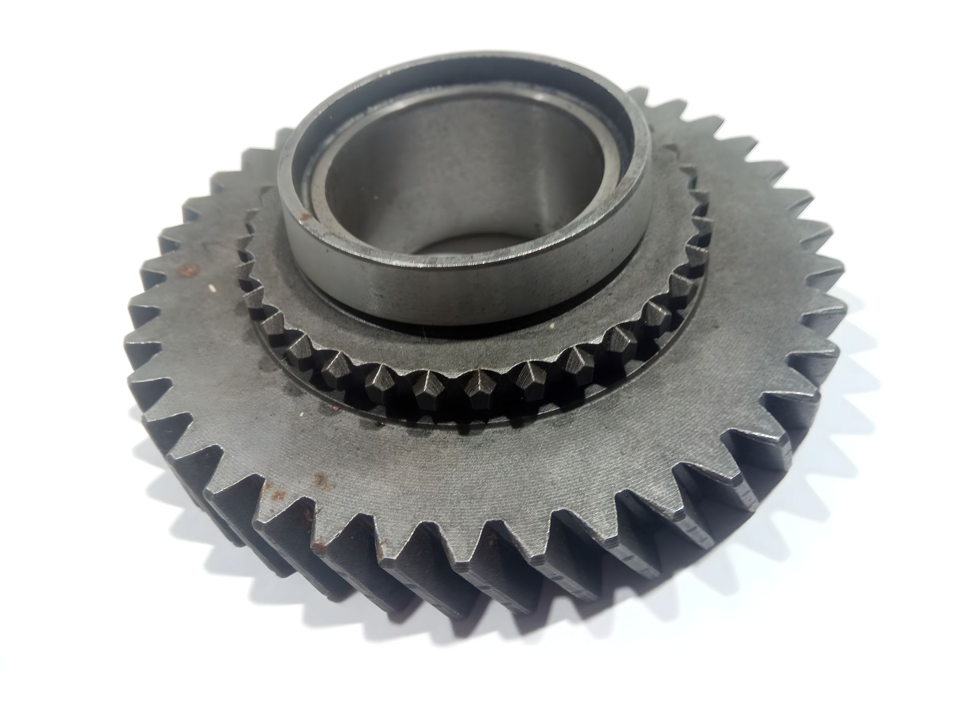 Шестерня 1-ї передачі КПП ВАЗ 2112, гола (2112-1701112) Шестерня 1-ї передачі КПП ВАЗ 2112, гола (2112-1701112)