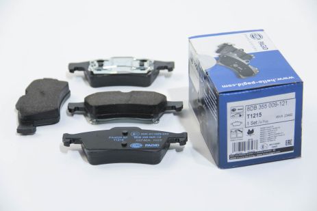 Задні гальмівні колодки Connect 02-13, Hella Pagid (8DB355009121)