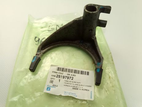 Вилка КПП для Lanos 1-2 передачі, "GM" (96180849) (25197972) Вилка КПП для Lanos 1-2 передачі, "GM" (96180849) (25197972)