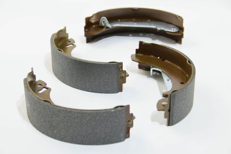 Колодки задние тормозные Sierra (80-96) (ABS 8705), ABS (8705) Колодки задние тормозные Sierra (80-96) (ABS 8705), ABS (8705)