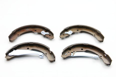 Гальмівні задні колодки JP Group Caddy II/Octavia (230x32) (1163900310) Гальмівні задні колодки JP Group Caddy II/Octavia (230x32) (1163900310)