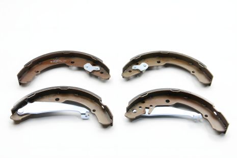 Гальмівні задні колодки JP Group Caddy II/Octavia (230x32) (1163900310) Гальмівні задні колодки JP Group Caddy II/Octavia (230x32) (1163900310)