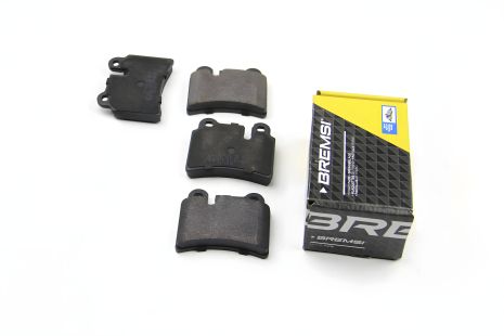 Задні гальмівні колодки для VW Touareg 02-10 (brembo) від Bremsi (BP3302) Задні гальмівні колодки для VW Touareg 02-10 (brembo) від Bremsi (BP3302)