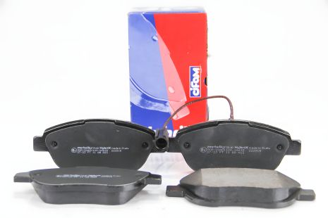 Гальмівні передні колодки Berlingo/Partner 01-/Doblo 03- (137x57.3x19) з датчиком, CIFAM (8223220)