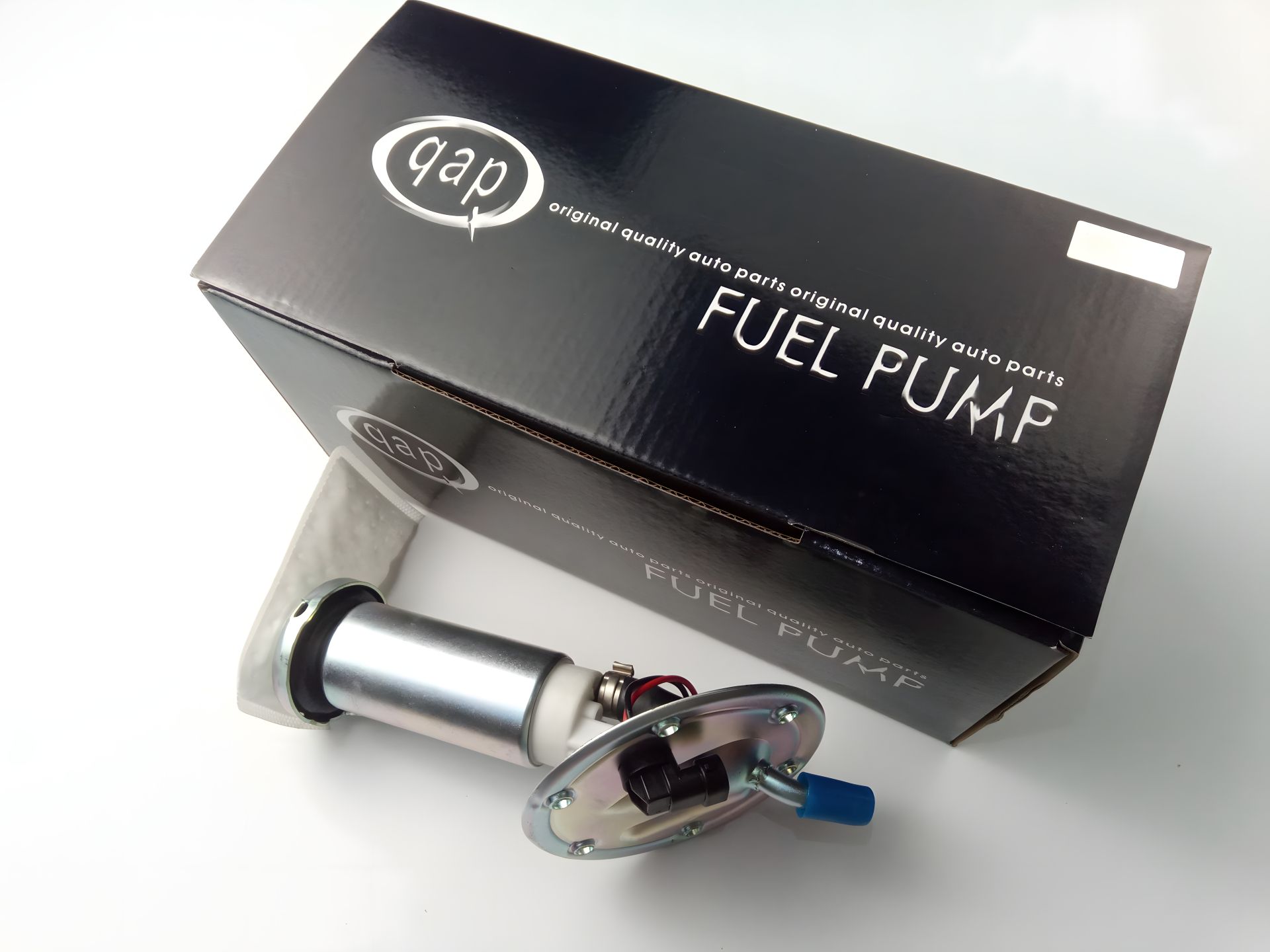 Электрический бензонасос Nexia, QAP (14-064A) Электрический бензонасос Nexia, QAP (14-064A)