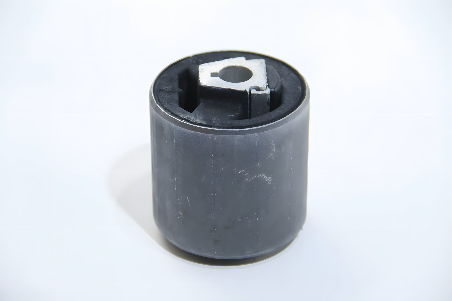 Сайлентблок верхнього важеля BMW X5 99-06, SIDEM (821711) Сайлентблок верхнього важеля BMW X5 99-06, SIDEM (821711)