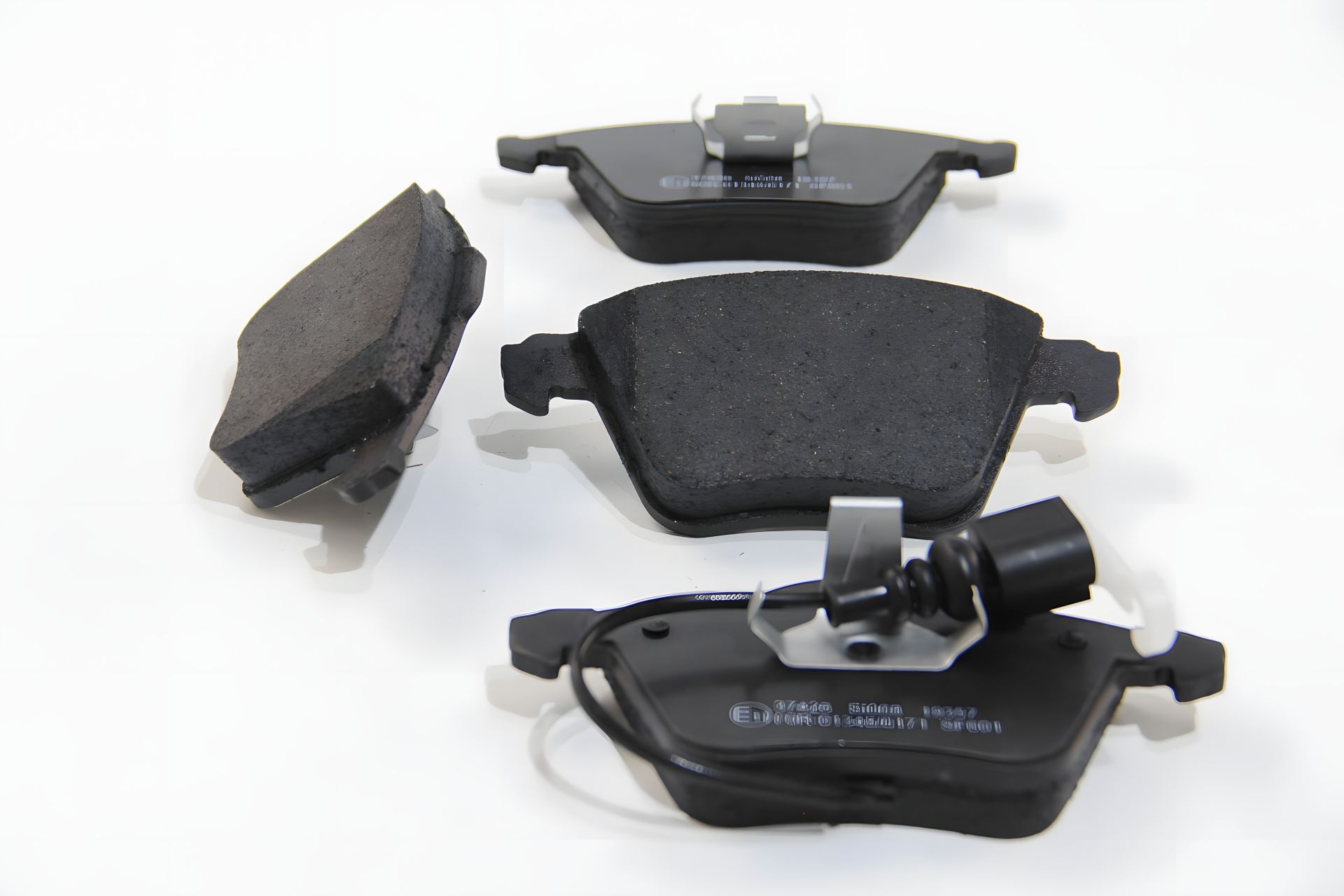 Передні гальмівні колодки для Audi A4/A6/A8 00- від A.B.S. (37426) Передні гальмівні колодки для Audi A4/A6/A8 00- від A.B.S. (37426)