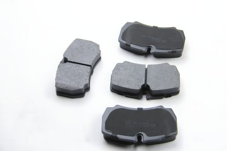 Задние тормозные колодки Daily 99- (без спарки), Bremsi (BP3025)