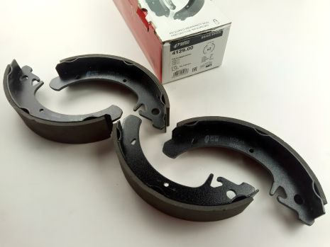 Гальмівні колодки задні ВАЗ 2108, REMSA (4129.00) (2108-3502090) Гальмівні колодки задні ВАЗ 2108, REMSA (4129.00) (2108-3502090)