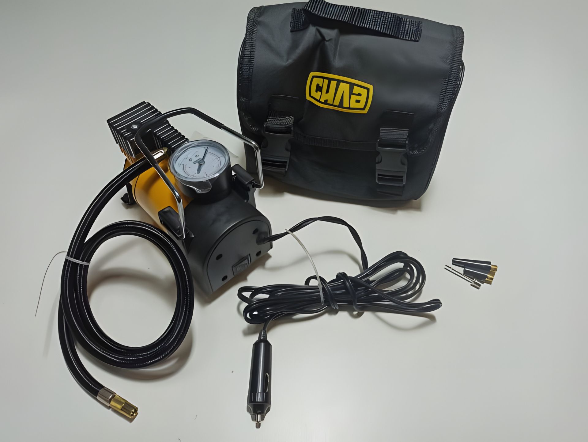 Однопоршневий компресор СИЛА (900408) 35 л/хв. 7 Атм. Однопоршневий компресор СИЛА (900408) 35 л/хв. 7 Атм.