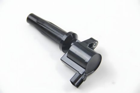 Запалювання котушка FIESTA/FOCUS/MONDEO/S40 1.8-2.3 03-, HELLA (5DA193175781) Запалювання котушка FIESTA/FOCUS/MONDEO/S40 1.8-2.3 03-, HELLA (5DA193175781)