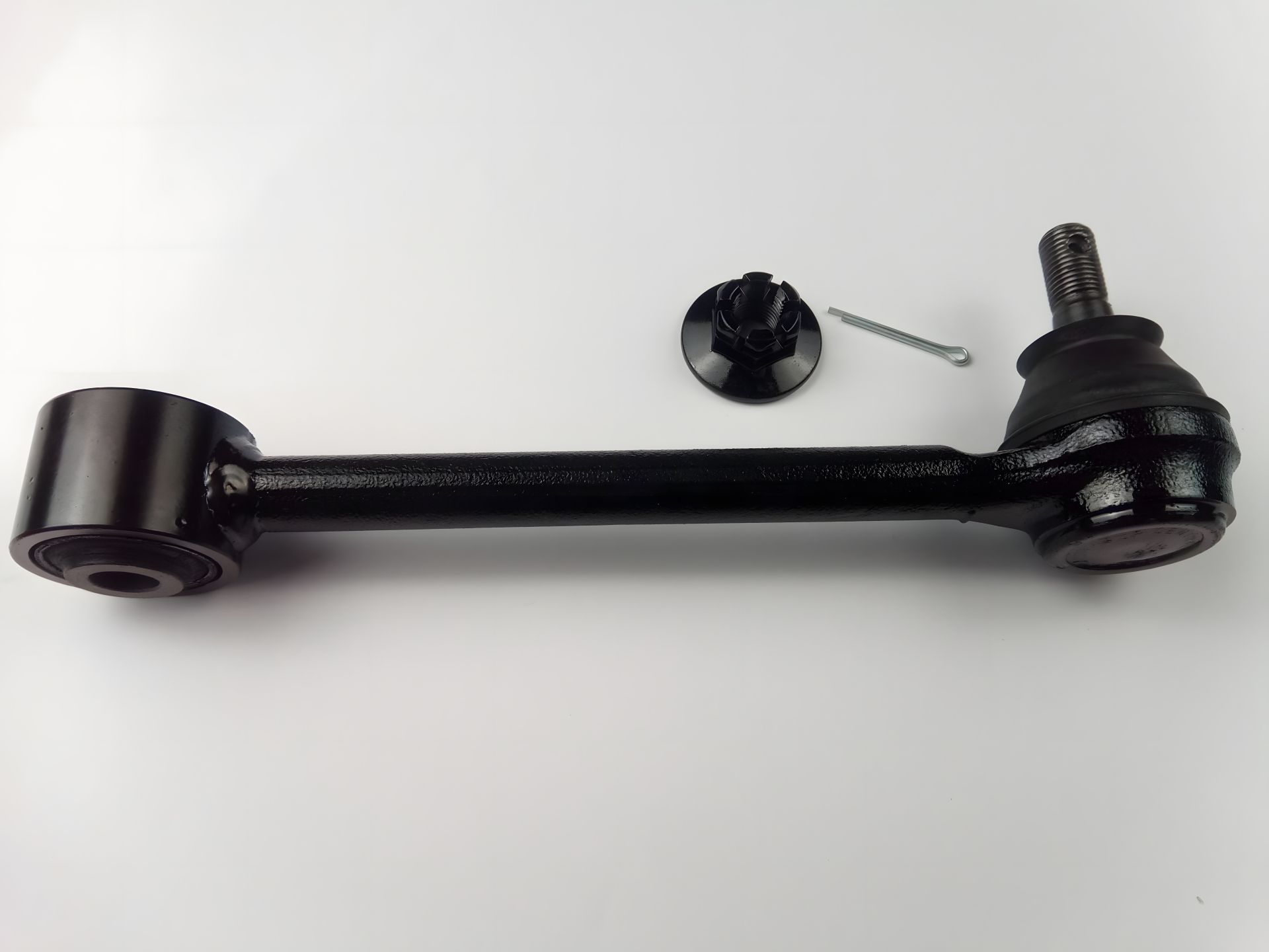 Поперечный рычаг задней подвески для Sonata (YF), CTR (CQ0156) (55250-3Q010) Поперечный рычаг задней подвески для Sonata (YF), CTR (CQ0156) (55250-3Q010)