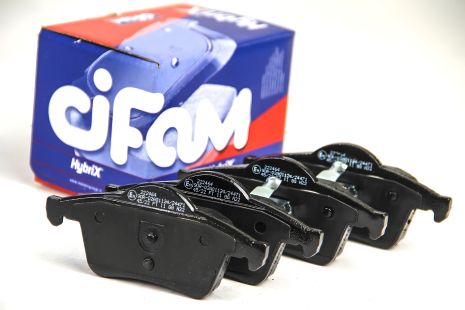 Задние тормозные колодки Volvo S60/S80/V70/XC70 95-10 (ATE), CIFAM (8223480) Задние тормозные колодки Volvo S60/S80/V70/XC70 95-10 (ATE), CIFAM (8223480)