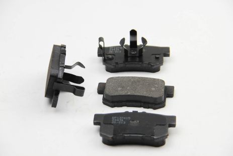 Колодки задні гальмівні Honda Accord VIII/CR-V 01-06 08- (akebono), Bremsi (BP3374)