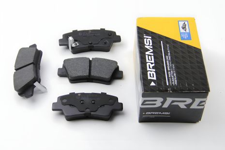 Задні гальмівні колодки Bremsi Hyundai i30/i40 11-/Kia Ceed 12- (akebono) (BP3471) Задні гальмівні колодки Bremsi Hyundai i30/i40 11-/Kia Ceed 12- (akebono) (BP3471)