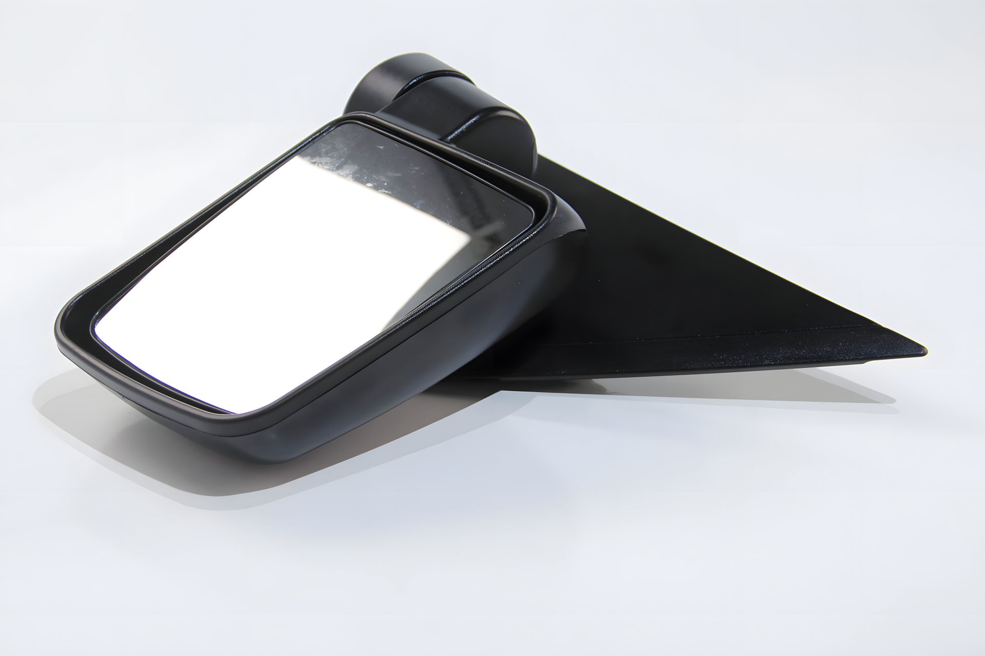 Дзеркало для Connect 09- R (механічне), BASBUG (BSG309000911) Дзеркало для Connect 09- R (механічне), BASBUG (BSG309000911)