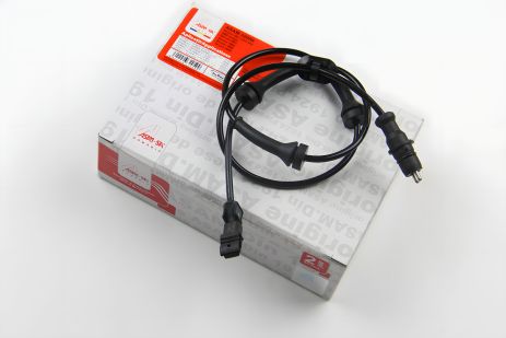 Датчик передній АБС Megane II/Scenic 03- Л. (720mm), ASAM (32059)