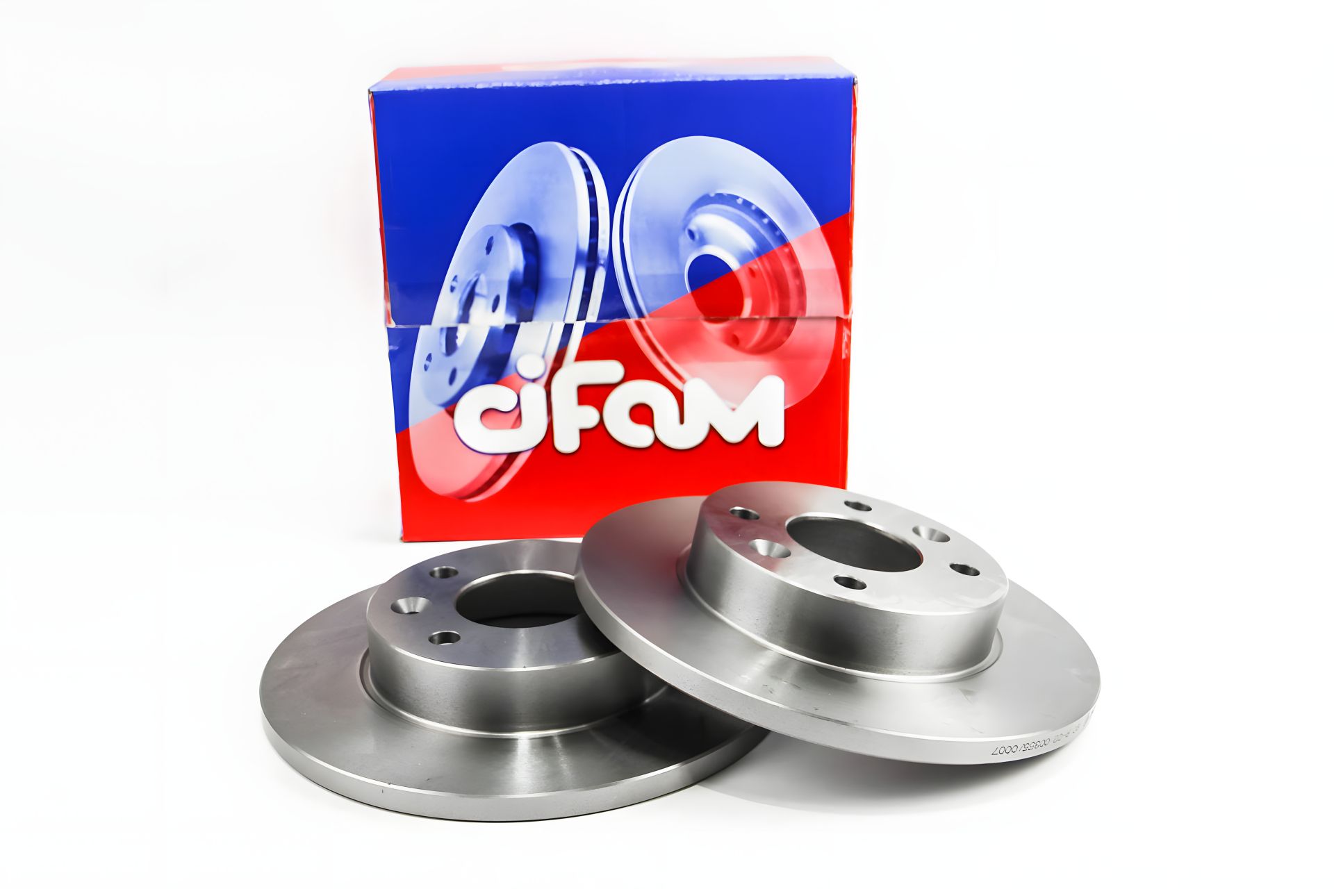 Передній гальмівний диск для Clio/Logan/Megane/Nova/Rapid (81-21), CIFAM (800082) Передній гальмівний диск для Clio/Logan/Megane/Nova/Rapid (81-21), CIFAM (800082)