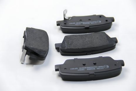 Задние тормозные колодки Santa Fe II/III 06-/Sorento II/III 09- (mando) (117x48,3x15,5) (37795) AB