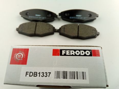 Передні гальмівні колодки Lanos 1.5, FERODO (Premier) FDB1337 (96281945) Передні гальмівні колодки Lanos 1.5, FERODO (Premier) FDB1337 (96281945)