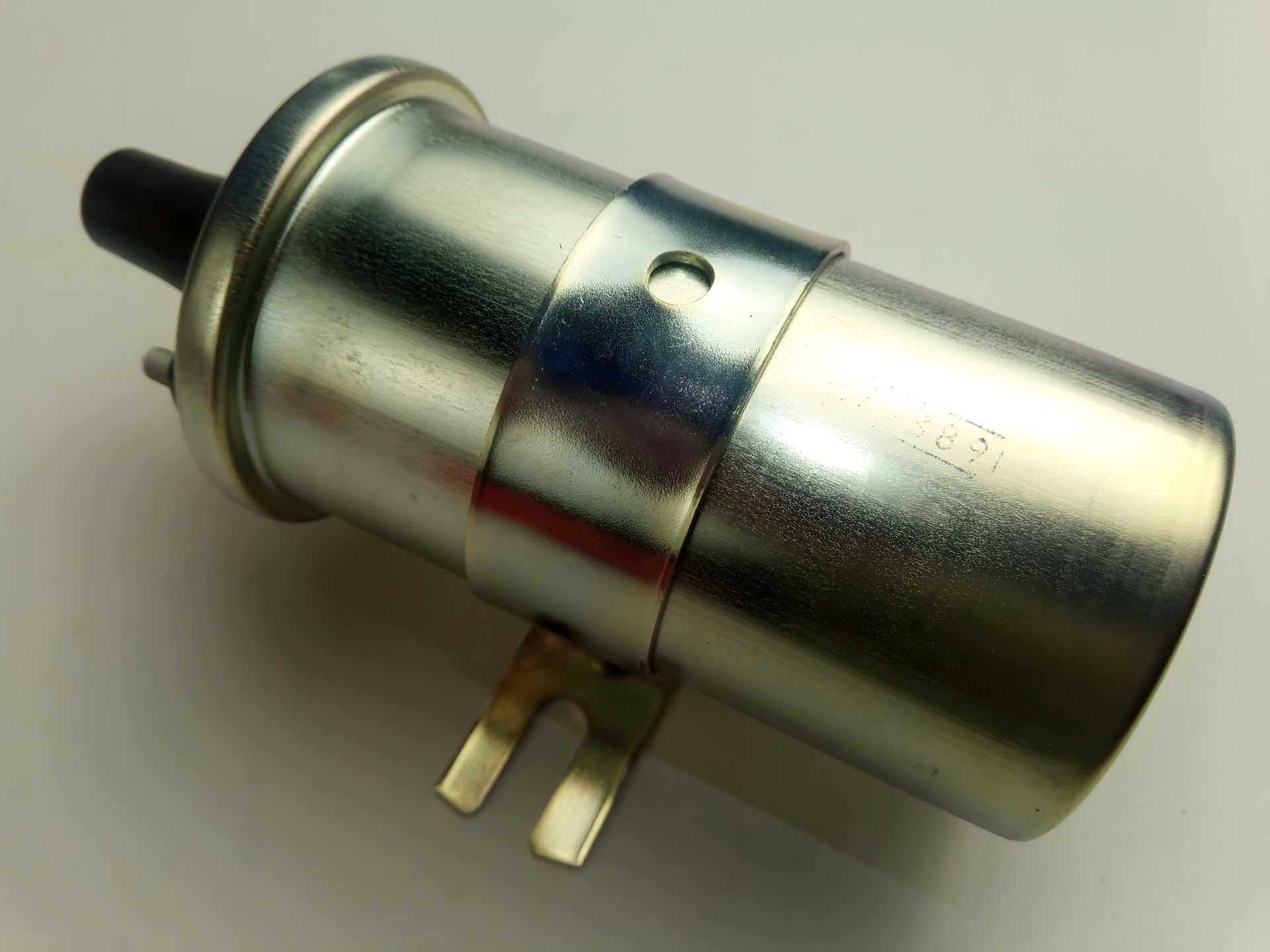 Катушка зажигания ВАЗ 2101, (Б117А) (2101-3705010) Катушка зажигания ВАЗ 2101, (Б117А) (2101-3705010)