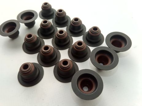 Клапанные сальники для Lanos 1.6 Corteco (19036305 / 19036868), комплект 16 шт, (96840122)