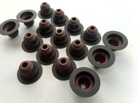 Клапанные сальники для Lanos 1.6 Corteco (19036305 / 19036868), комплект 16 шт, (96840122)