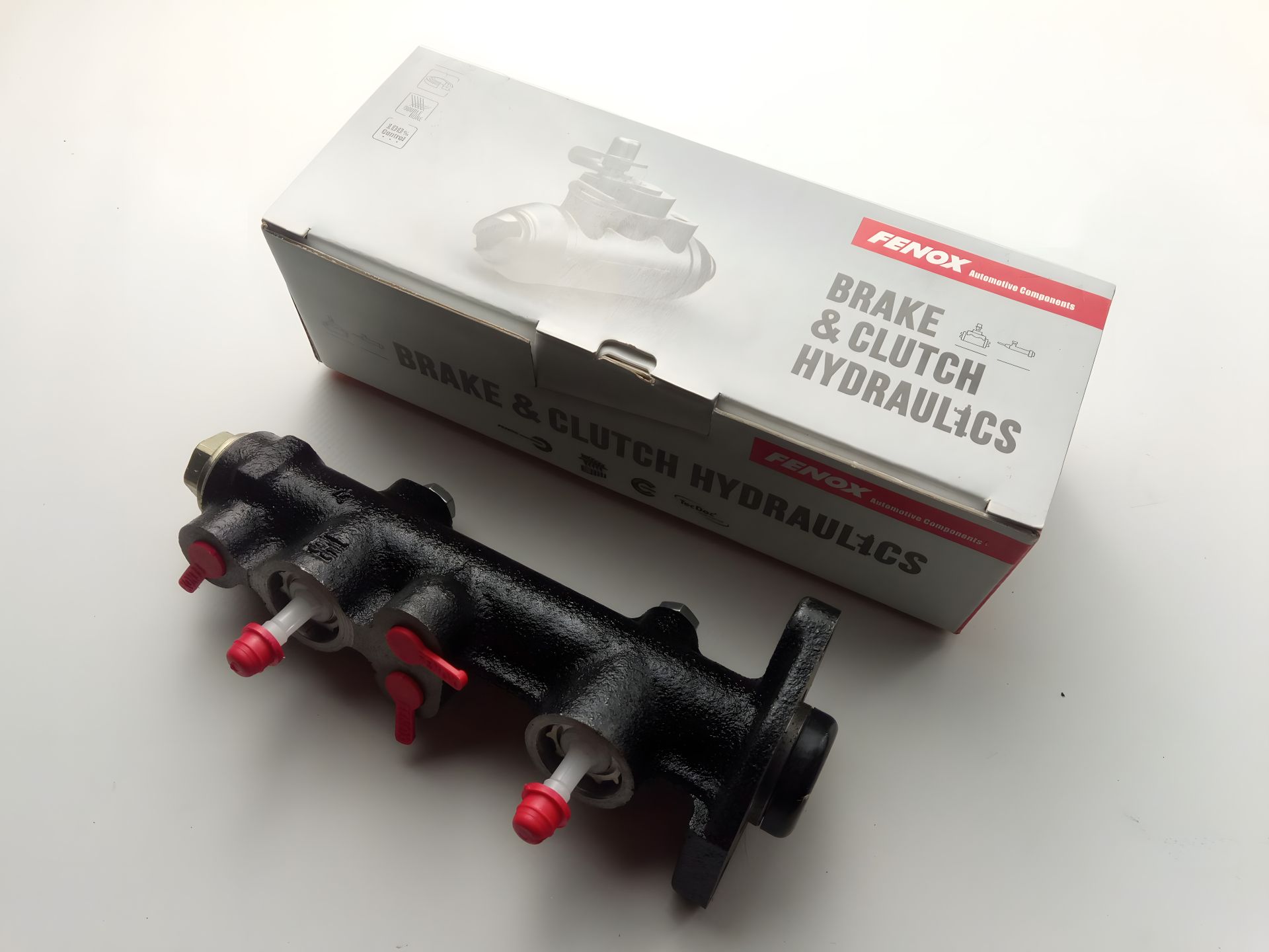 Головний циліндр гальмівний ВАЗ 2101, Фенокс (T1963 C3) (2101-3505008) Головний циліндр гальмівний ВАЗ 2101, Фенокс (T1963 C3) (2101-3505008)