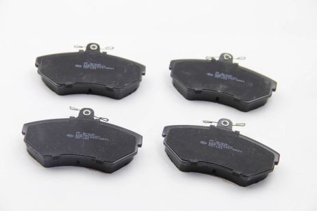 Колодки передні гальмівні AUDI A4/SEAT CORDOBA/VW PASSAT 1.6-1.9DH 94-02 (TRW), JP Group (1163604910)