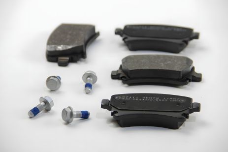 Задние тормозные колодки Caddy III/Golf V/Audi A4 03-, ABS (37411)
