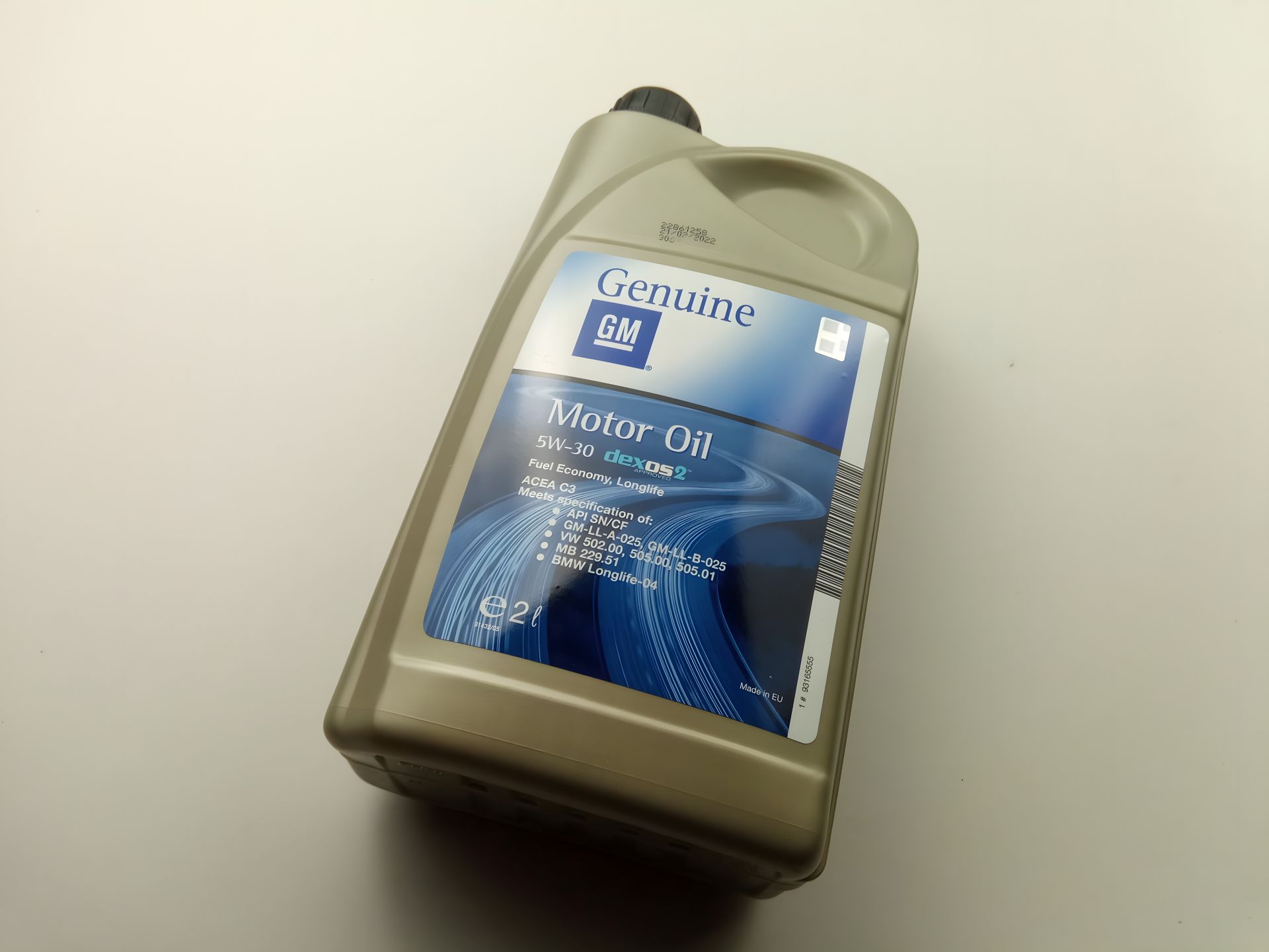 Моторна синтетична олива 5W-30 GM Dexos2 2л (1942001) Моторна синтетична олива 5W-30 GM Dexos2 2л (1942001)